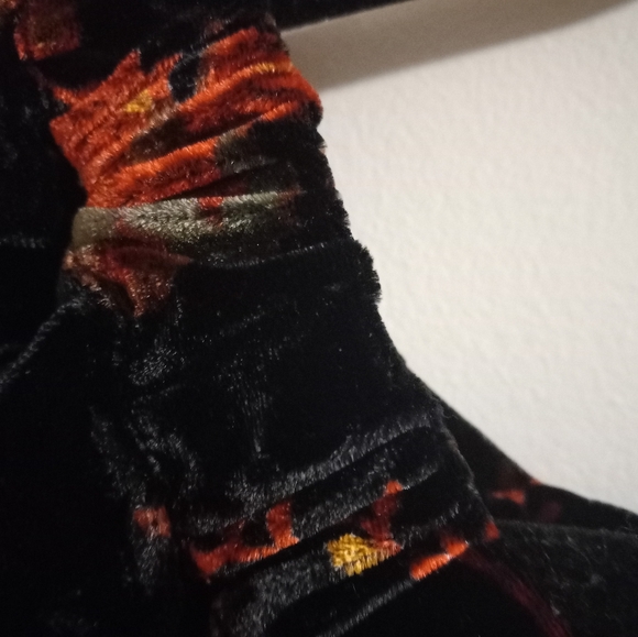 NWT Loft Off the Shoulder floral print Top Size XS - Picture 9 of 11